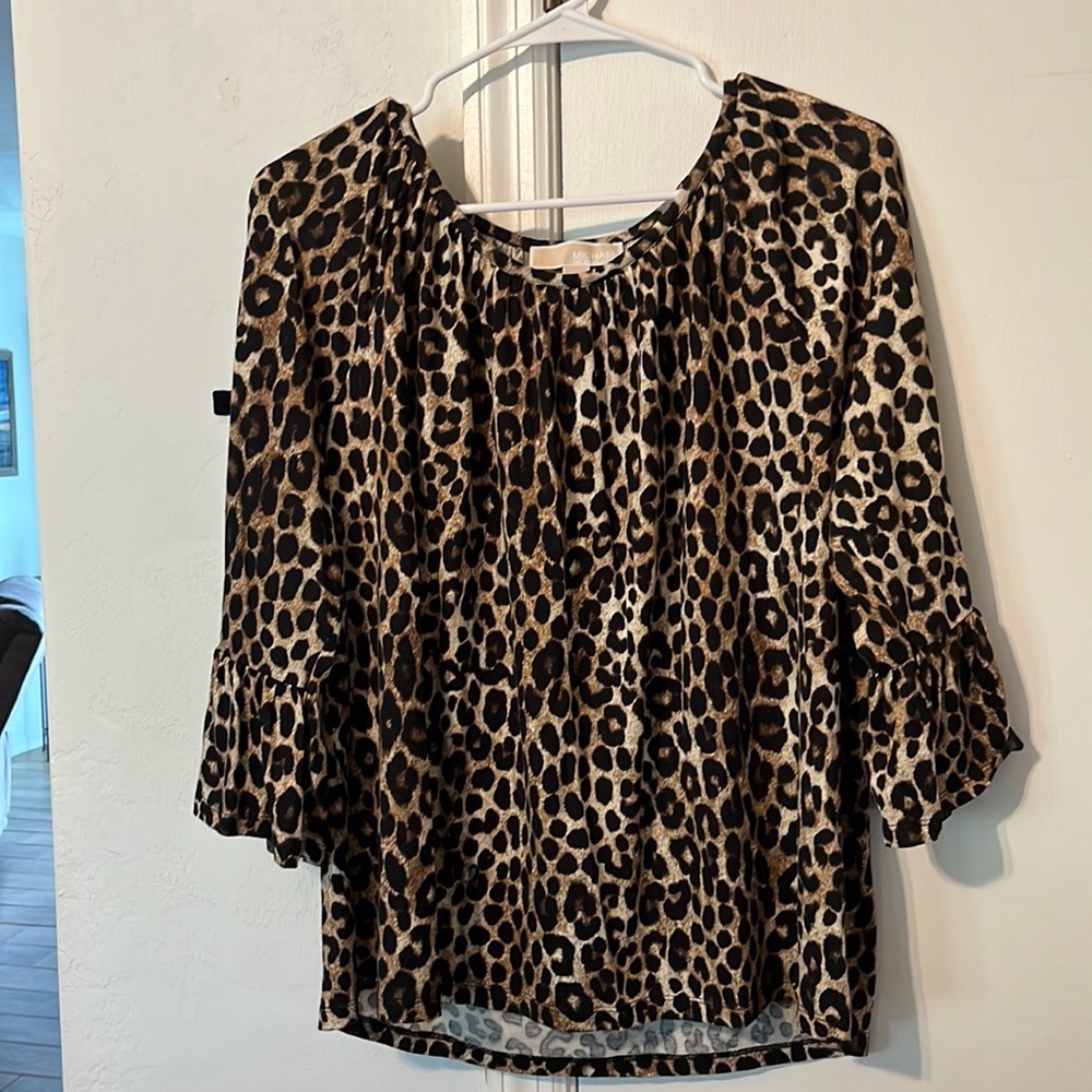 Women’s shirt